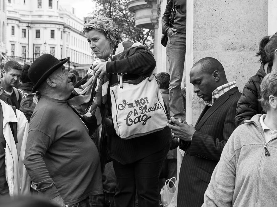tourists-locals/20120605-071341-0900.jpg